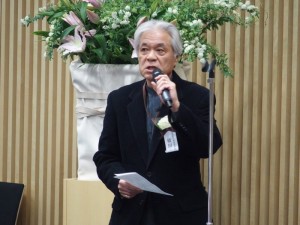 P2280043懇親会開会挨拶積田洋学科長S